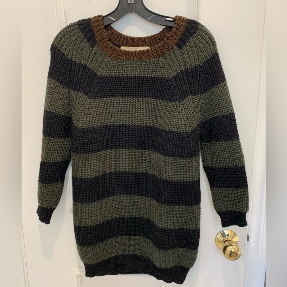 Golden Goose Deluxe Brand crew neck sweater. Size small